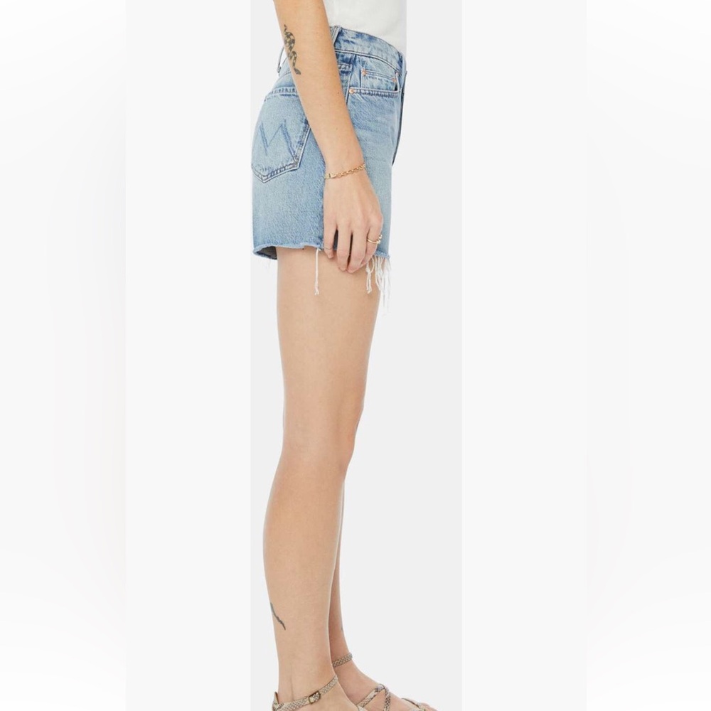 NWOT MOTHER The Skipper Short N Long Fray Shorts (Leap at the Chance), Size: 32 - Picture 3 of 13